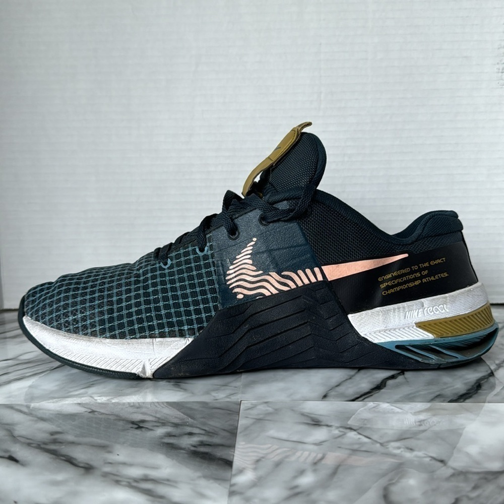 Nike Metcon 8 men’s sneaker shoe size 12